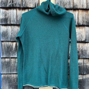 Patagonia Capilene Air Hoodie - size medium - green